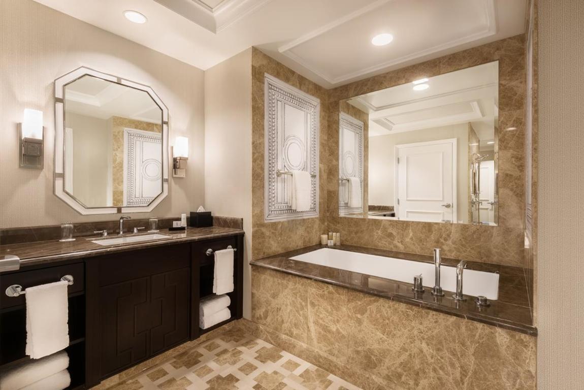 Caesars Palace Las Vegas By Suiteness Room photo